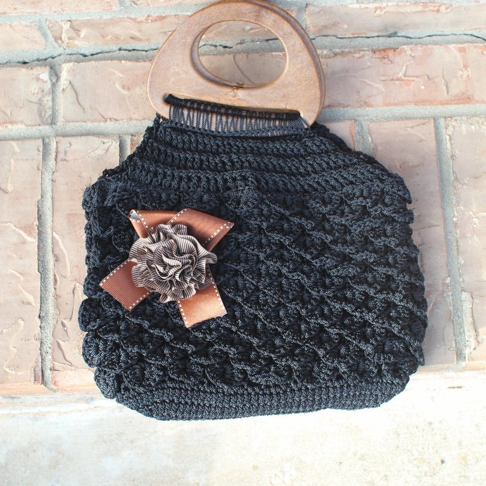 SUPER CUTE!! Black Crochet Ruffle with Plastic Handles